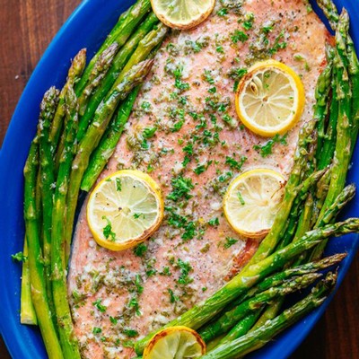 One Pan Salmon and Asparagus  with Garlic Herb Butter